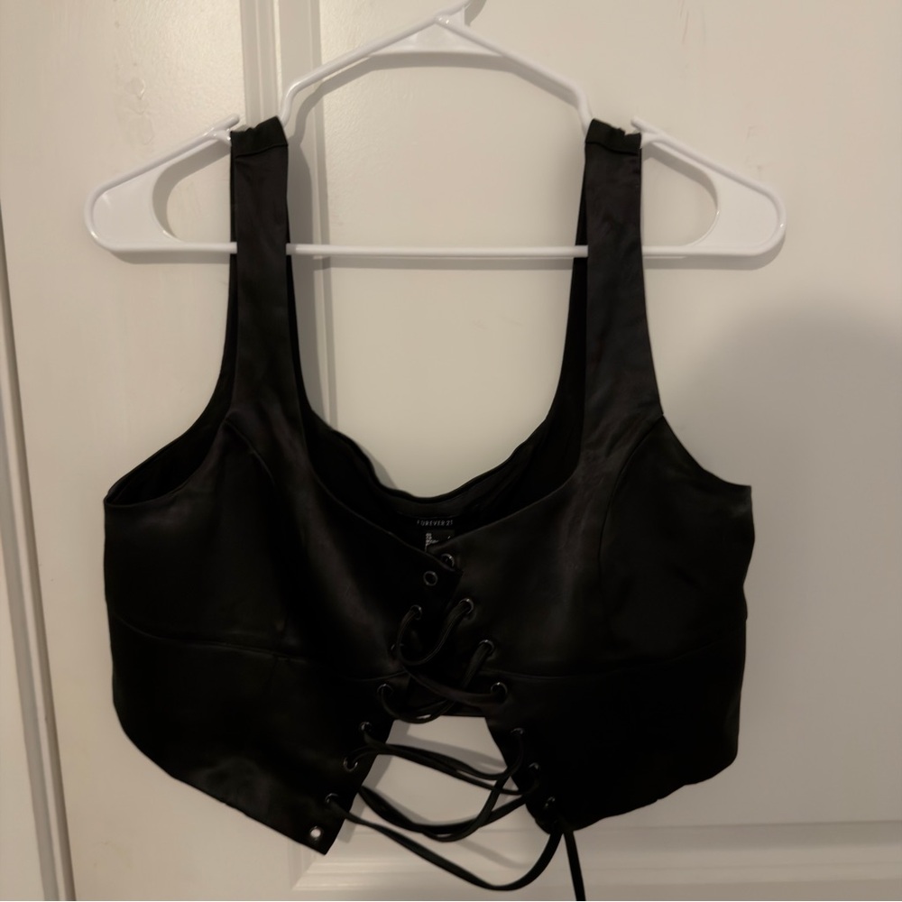 Chic Black Lace-Up Crop Top